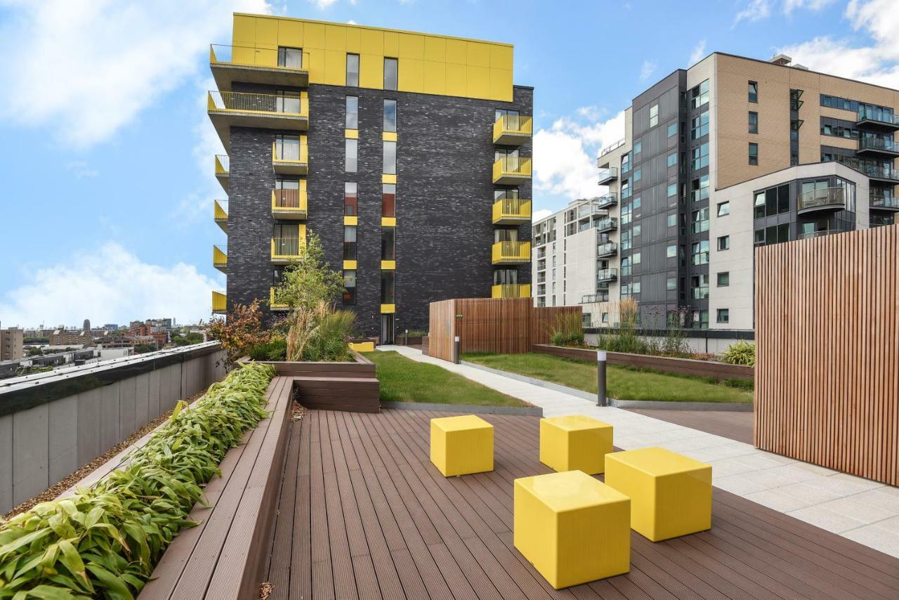 Millharbour Residences London Exterior photo