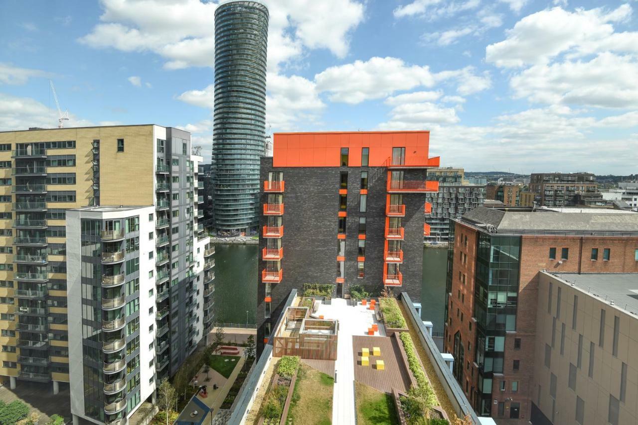 Millharbour Residences London Exterior photo